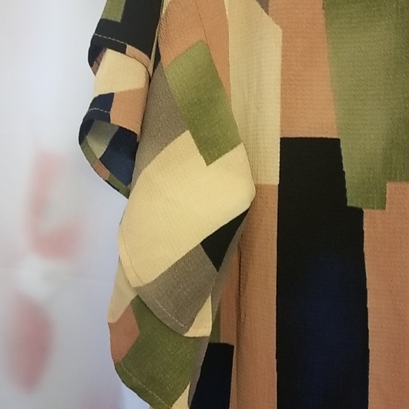 EUC Bobeau Brand Wonen's Blouse - Picture 4 of 4